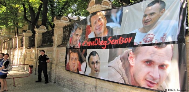 Акція на підтримку Сенцова, Київ